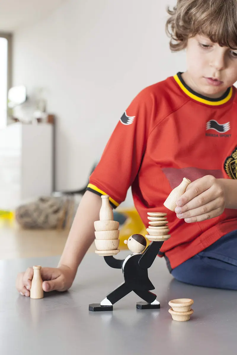 Kikkerland Don't Tip The Waiter Stacking Game 7.8 cm (3.1 inches) | Fun Wooden Game for Ages 6+ - view 5