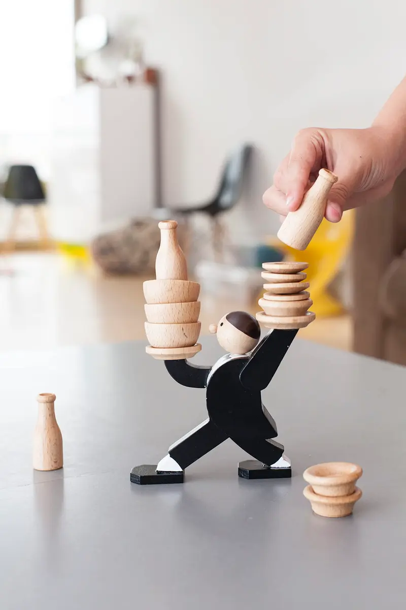 Kikkerland Don't Tip The Waiter Stacking Game 7.8 cm (3.1 inches) | Fun Wooden Game for Ages 6+ - view 4