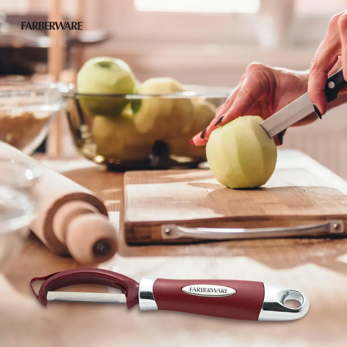 Farberware Professional Euro Vegetable Peeler with Ergonomic Handle, Red | 2.9cm (1.18in) x 19.8cm (7.87in) - view 6