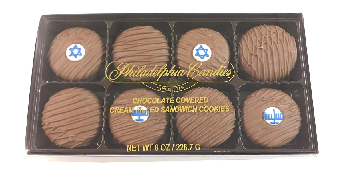 Philadelphia Candies Milk Chocolate Covered OREO Cookies, Hanukkah Menorah & Star of David Decor, 1 Ounce (Pack of 8) - view 2