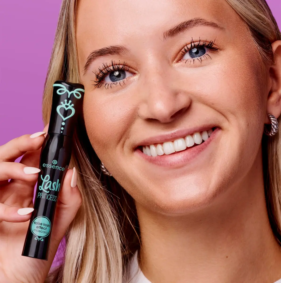 Essence Cosmetics Lash Princess False Lash Effect Mascara Black 12ml (0.4 Fl Oz) | Clump-Free Volume & Definition - view 6