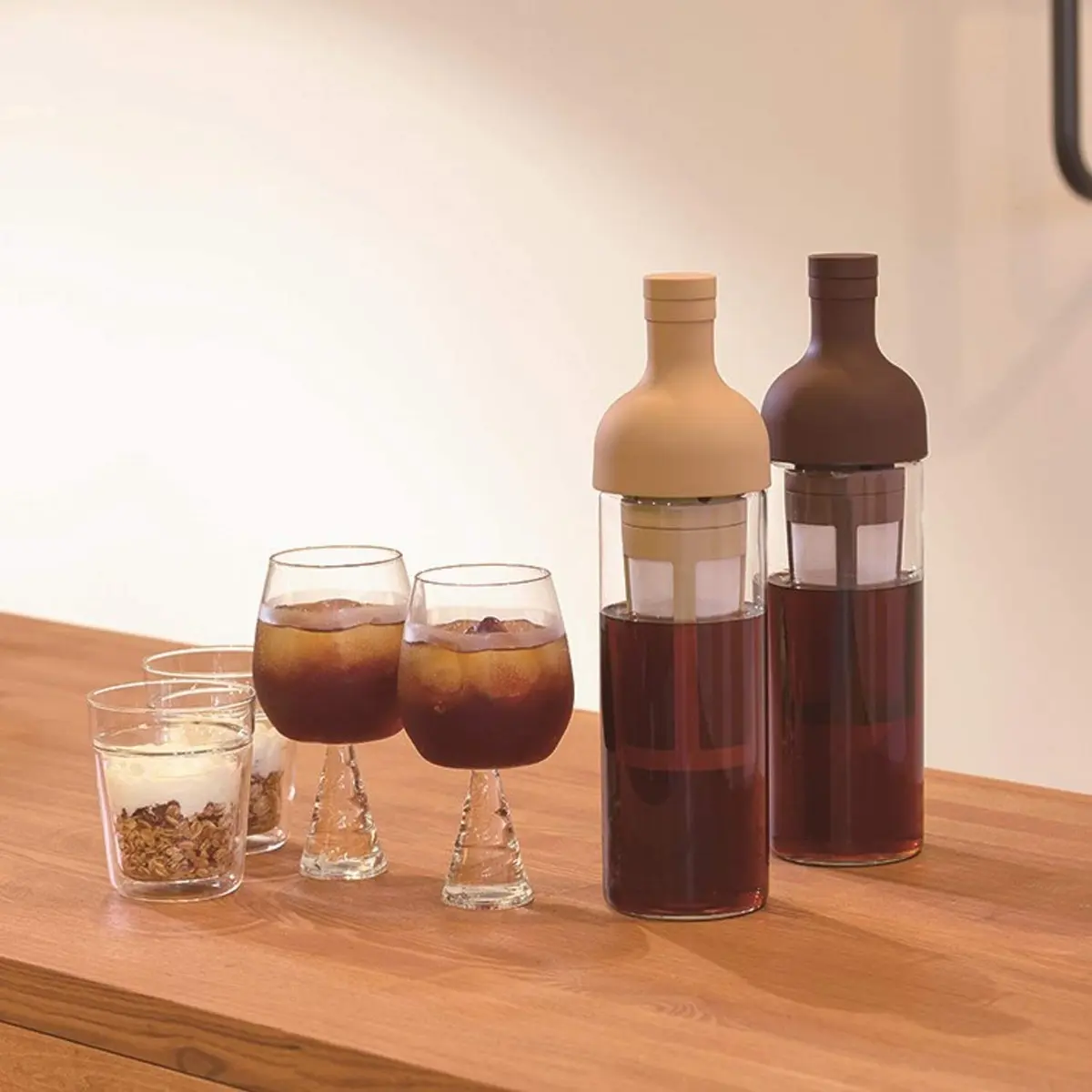HARIO Filter Coffee Bottle 650ml | Heatproof Glass for Cold Brew & Iced Coffee - view 4