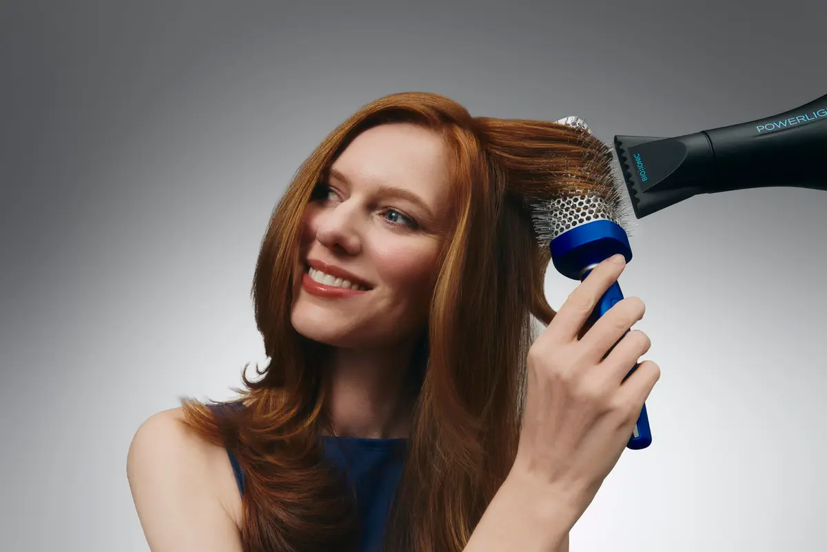 BIO IONIC Bluewave Nanoionic Conditioning Brush Large | Salon-Quality Styling Tool - view 4