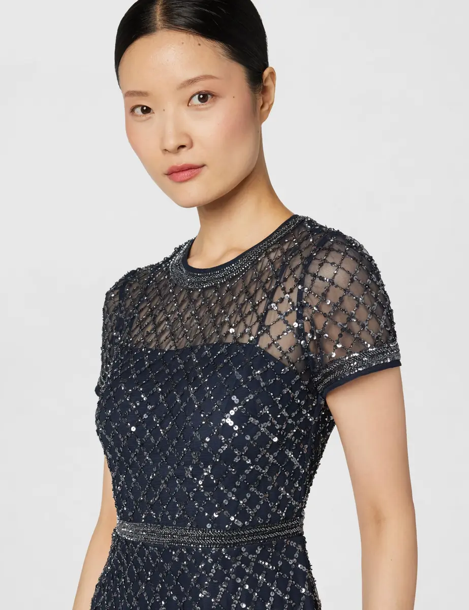 Adrianna Papell Short Sleeve Grid Beaded Gown, Navy, Size 6 | Elegant Evening Wear with Intricate Beadwork - view 3