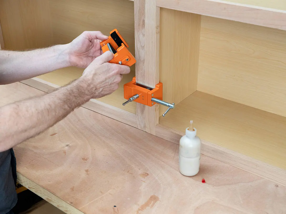 PONY Adjustable Clamp Pony Cabinet Claw | 4 inch opening, Aluminum, Face Frame Cabinet Installation - view 6