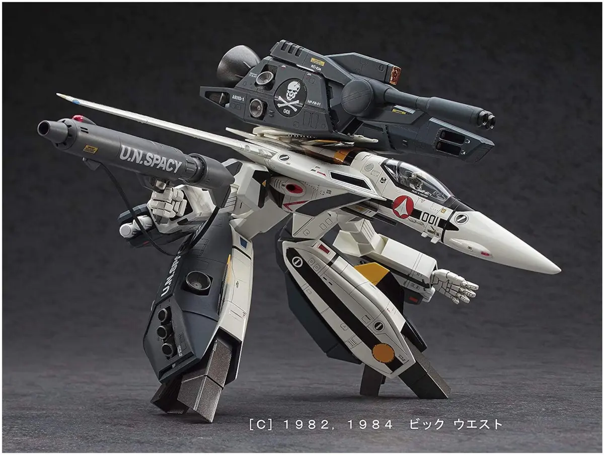 Hasegawa 1/72 Macross Series No.26 VF-1S / A Strike/Super Valkyrie Model Kit | Highly Detailed & Poseable - view 2