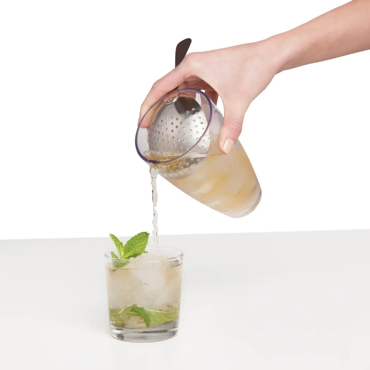 HIC Kitchen Bar Julep Bar Strainer, 18/8 Stainless Steel | Effective Cocktail Straining Tool - view 2
