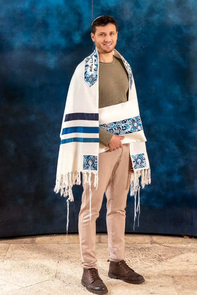 EMANUEL Yair Emanuel Tallit Prayer Shawl Gadol 16" x 70" | Blue Geometric Embroidered Silk & Cotton - view 3