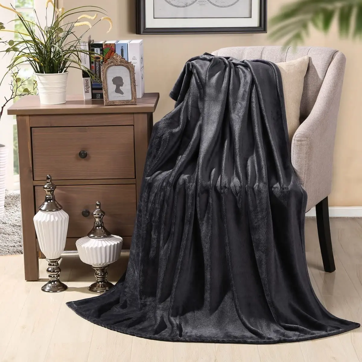 HYSEAS Flannel Fleece Throw Blanket Dark Grey | Super Soft Plush Microfiber for Couch & Bed - view 2