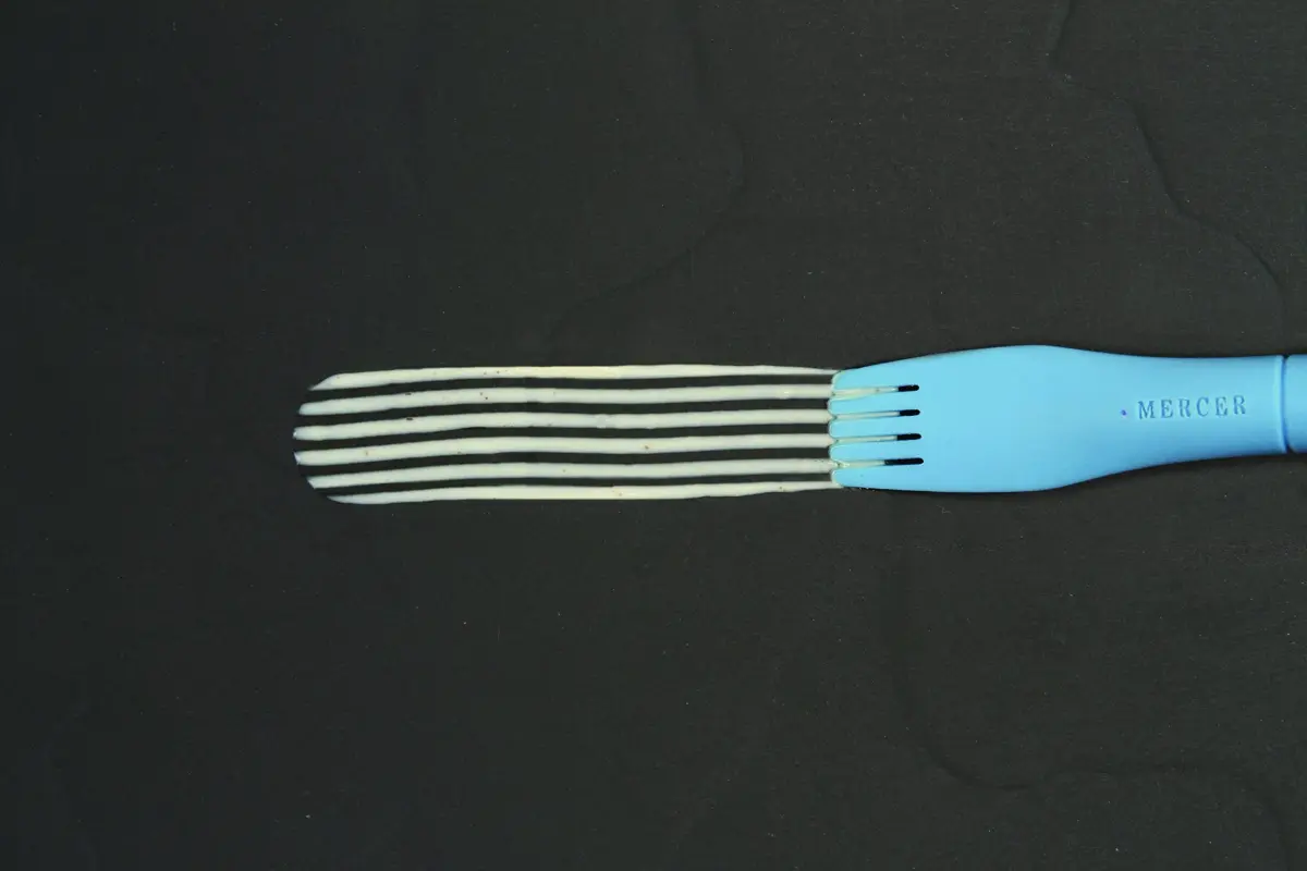 Mercer Culinary Silicone Plating Comb Brush Blue | Heat-Resistant Food-Safe Silicone - view 3