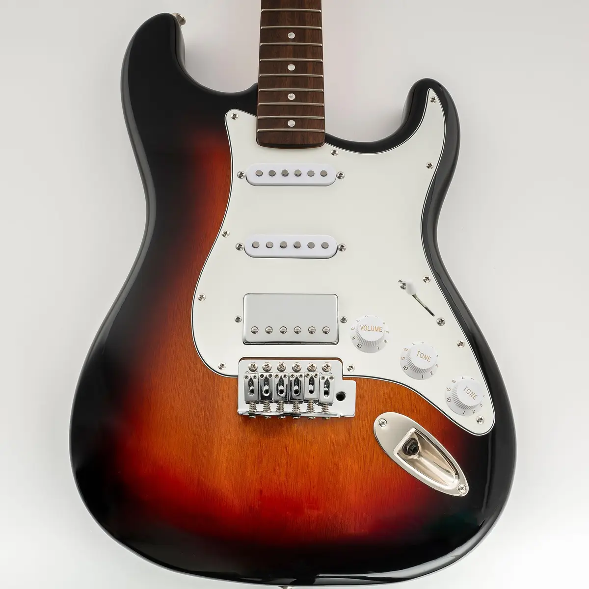 Musiclily Pro HSS 11 Hole ST Guitar Pickguard 3Ply Aged White for Fender USA/Mexican Made Standard Strat Modern Style | 2.2MM Thickness - view 5
