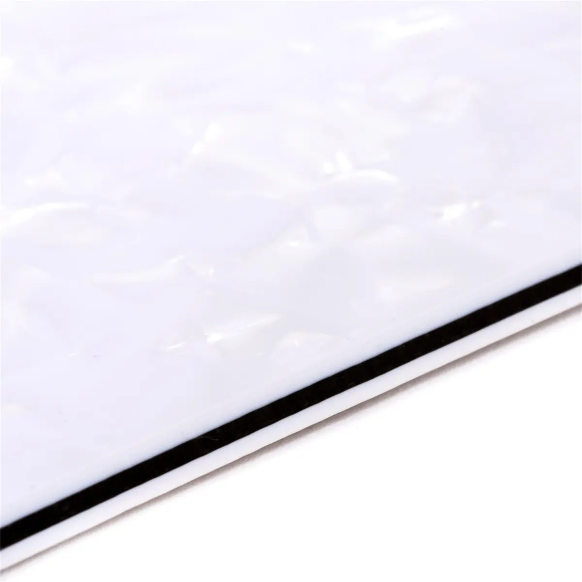Musiclily Pro HSS 11 Hole ST Guitar Pickguard 4Ply White Pearl | Fits Fender Stratocaster - view 4
