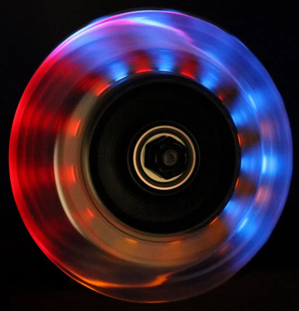 TGM Skateboards Light Up Scooter Wheels with ABEC 9 Bearings 100mm | Bright, Smooth & Fast - view 2