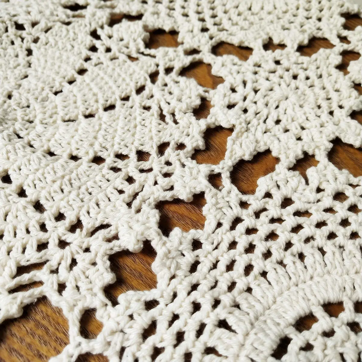USTIDE Rustic Floral Table Runner Hand Crochet 40cm x 80cm | Beige Cotton Doilies for Elegant Decor - view 6