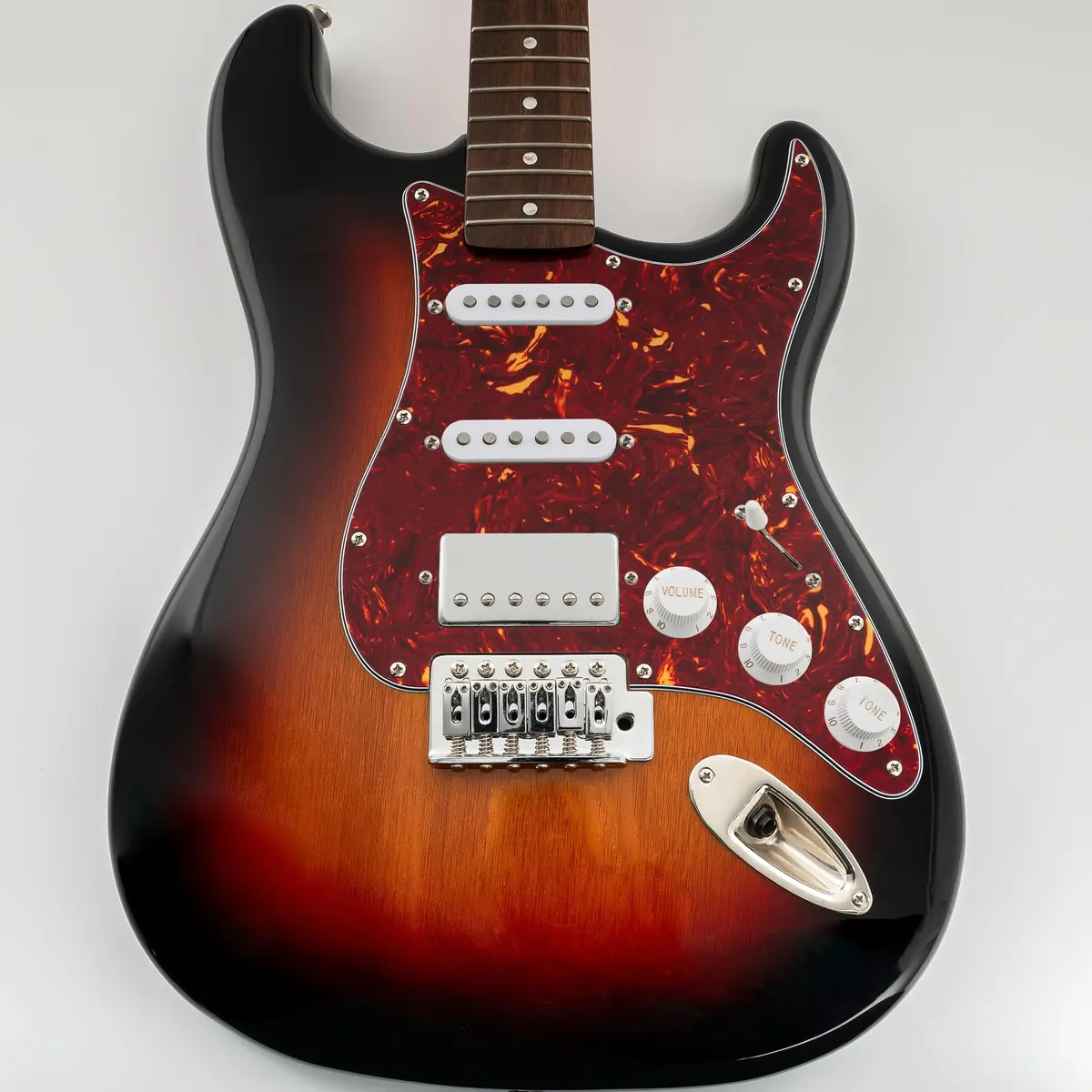 Musiclily Pro HSS 11 Hole ST Guitar Pickguard 4Ply Vintage Tortoise | Fits Fender US/Mexico Made Strat - view 5
