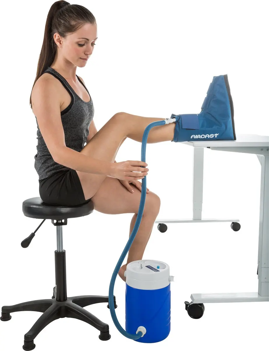 Aircast Ankle Cryo/Cuff -Universal | Gravity Cold Therapy for Post-Op & Sports Injuries - view 5
