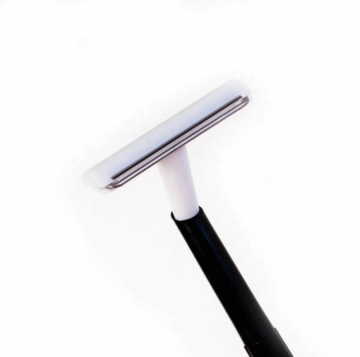 BIC Metal Disposable Men's Shaving Razors 1 Count | Single Blade Durability for Adult Men - view 4