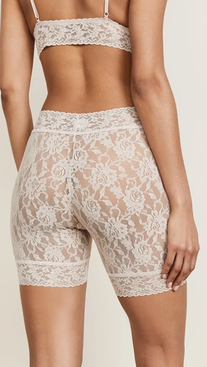 hanky panky Women's Signature Lace Bike Shorts, Chai, M | Fitted, Low Rise, 100% Cotton Lining - view 3