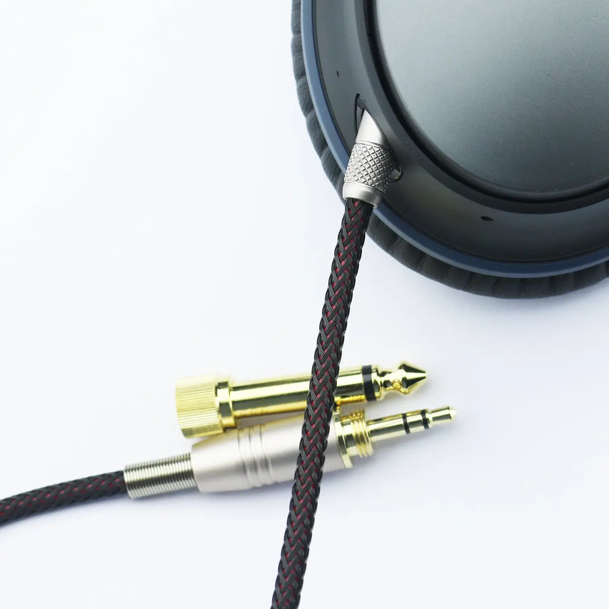 NewFantasia Replacement Audio Upgrade Cable Compatible with Bose QuietComfort 25, QC35, QC45, 1.5m | Braided Tangle-Free Design - view 4