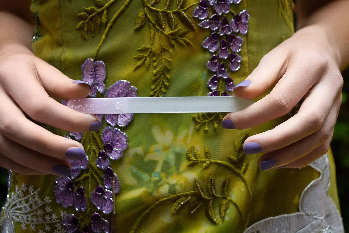GERmanikure Glass Nail File & Cuticle Pusher Duo, White Nail File | Handcrafted Czech Glass for Natural & Acrylic Nails - view 5