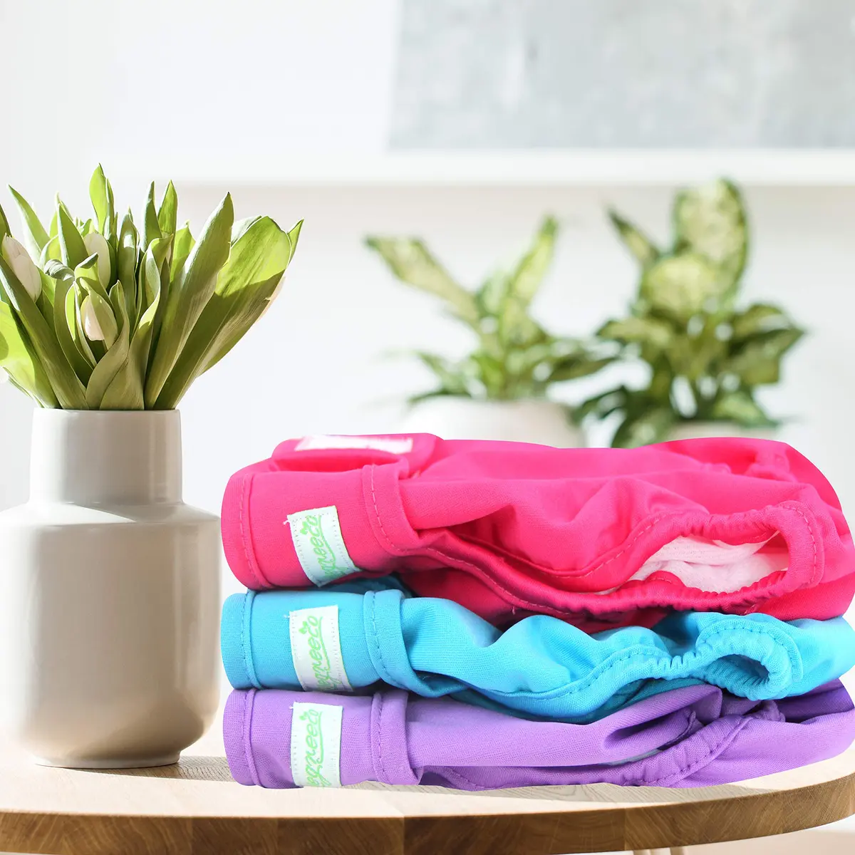wegreeco XX-Large Dog Diapers | Reusable Female Dog Period Panties in Bright Color (4.5/5 ⭐ from 44851 reviews) - view 8