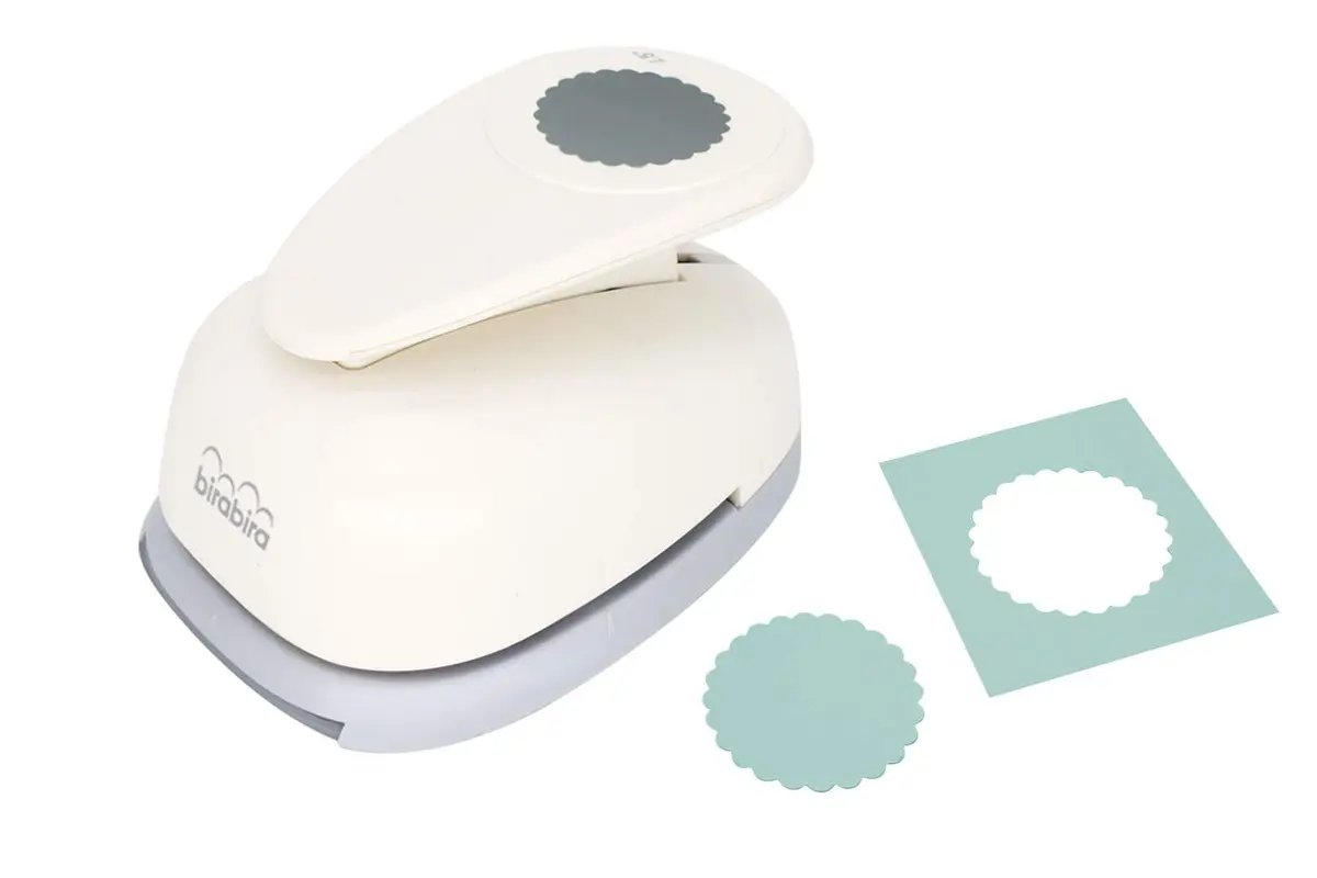 BiraBira Scalloped Circle Punch 2.5 inch | Paper Crafting Scrapbooking Tool - main product image