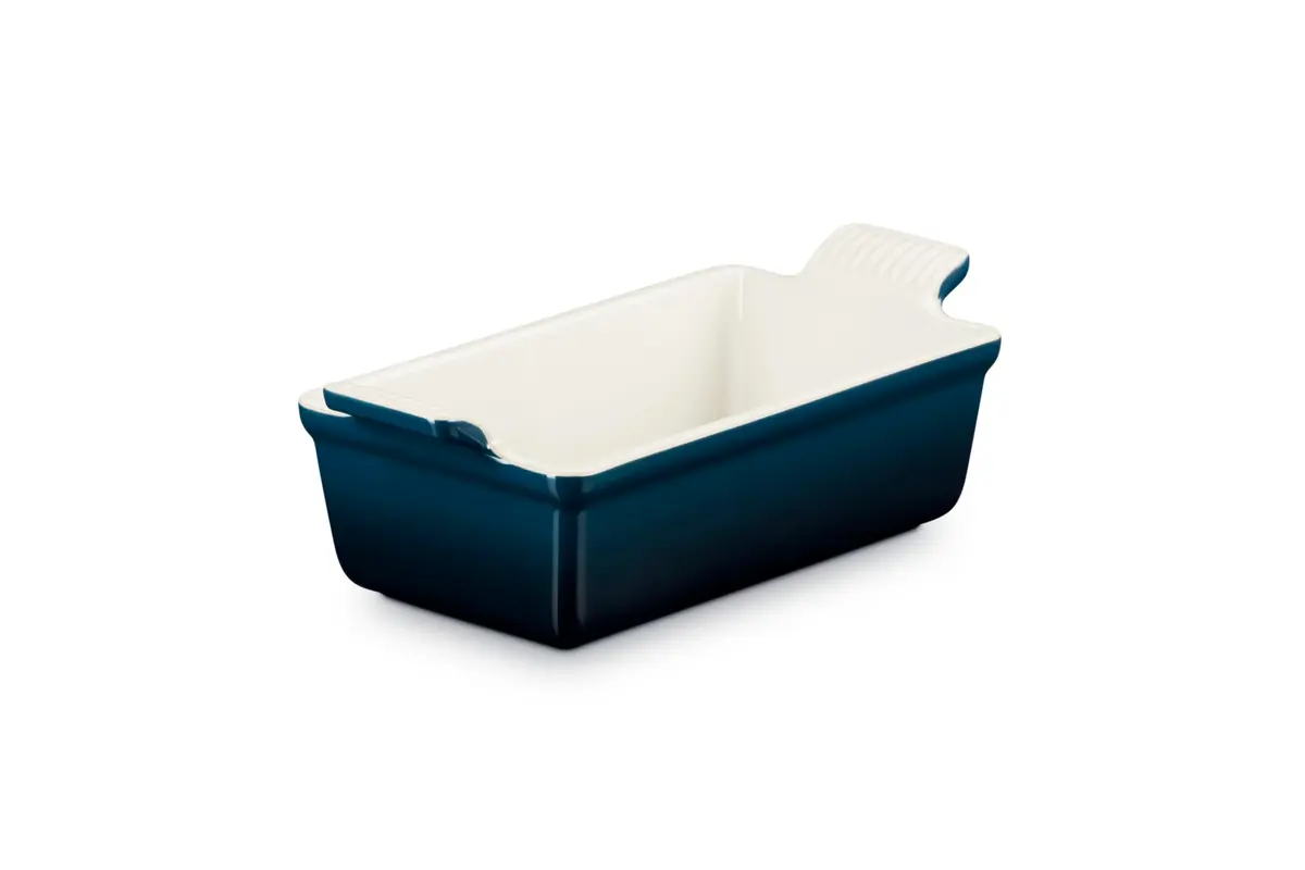 Le Creuset Stoneware Heritage Loaf Pan, 9" x 5" x 3" (1.4L) | Nonstick, Oven & Freezer Safe - main product image