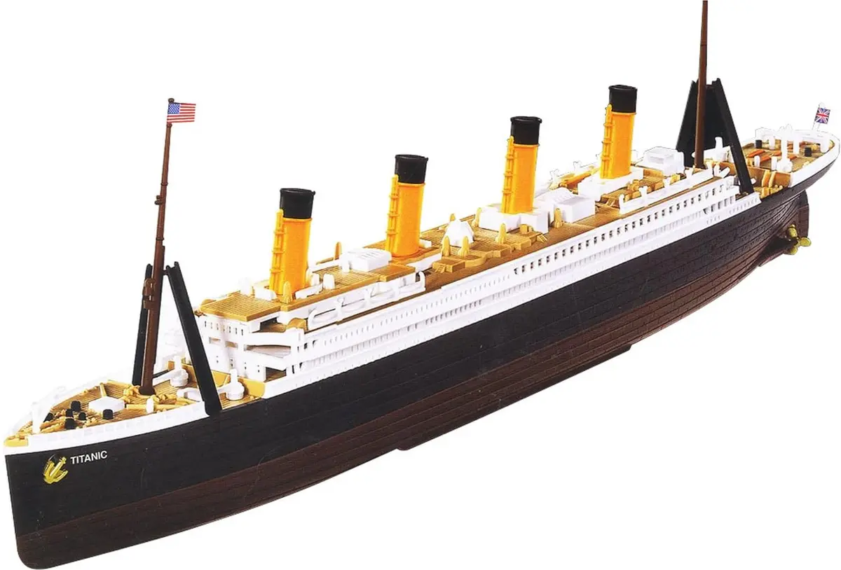 Academy Hobby Model Kits 1:1000 RMS Titanic Model Kit | Detailed Watercraft Craft for Ages 14+ - main product image