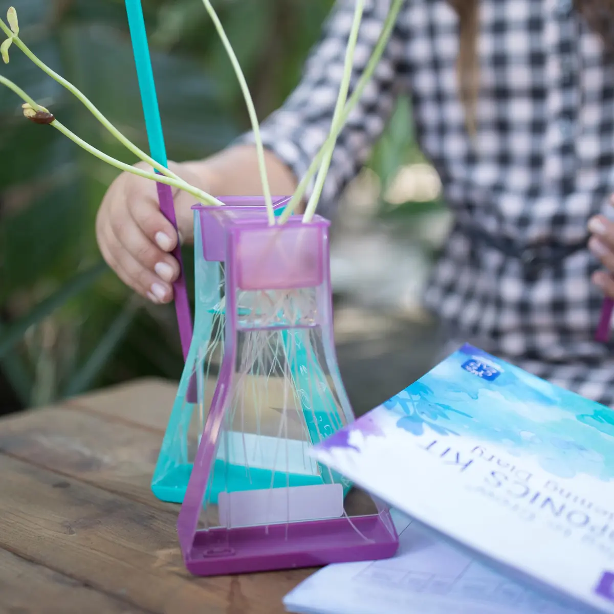 Educational Insights Nancy B's Science Club Way to Grow Hydroponics Kit 22.19 cm (8.8 in) | STEM Learning for Kids - view 3