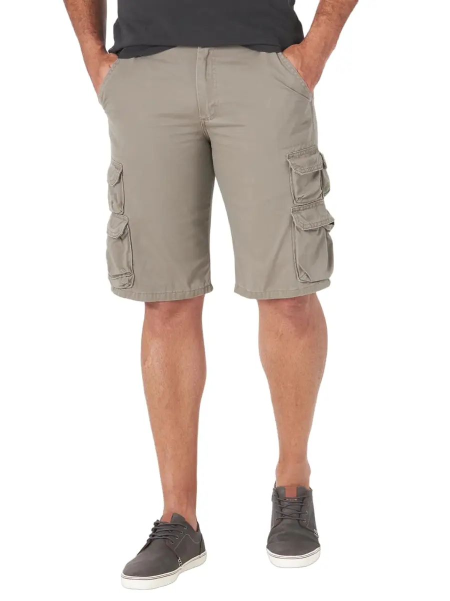 Wrangler Authentics Men's Premium Twill Cargo Short (Bennard), Bullfrog, 34 | Relaxed Fit, 11" Inseam, Cotton Twill - main product image