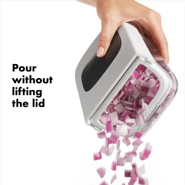 OXO Good Grips Vegetable and Onion Chopper with Easy Pour Opening, 1L (1.06 Qt) | Manual Kitchen Tool for Onions, Vegetables, and Fruits - view 2