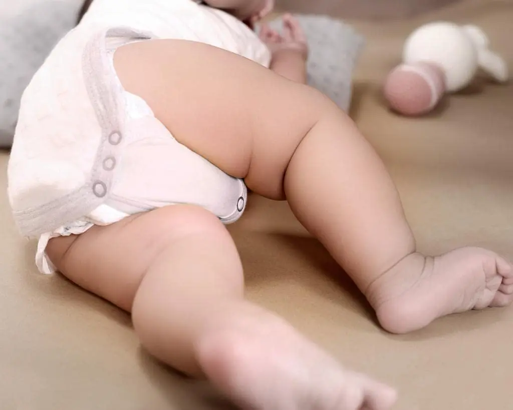 Matissa Baby Bodysuit Extender Pack of 2 | Adjustable Length for Bodysuits (4.5 x 3 inches) - view 2