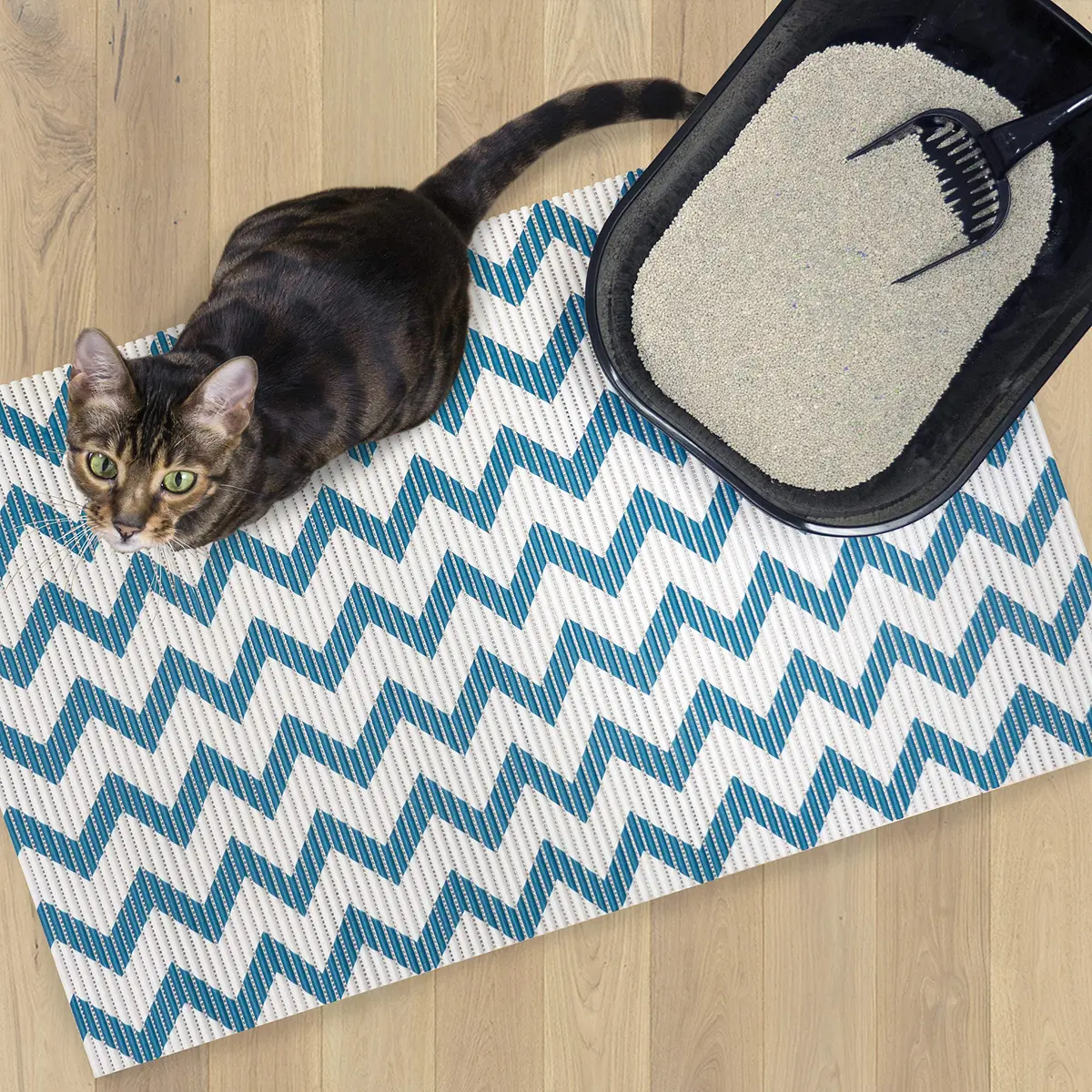 Fresh Kitty Water Resistant Waste Bag – XL Jumbo Foam Litter Mat, Blue/White Chevron, Phthalate & BPA Free, 40" x 25" - view 4