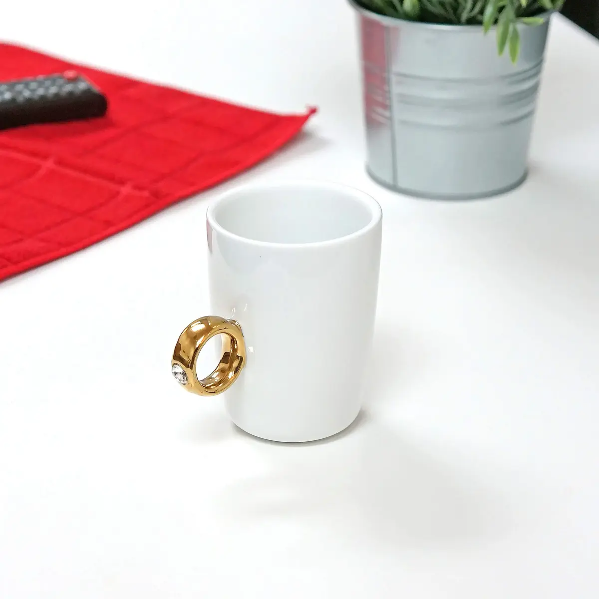 Fairly Odd Novelties Ceramic Engagement 2 Carat Ring Mug | Novelty Gag Gift for Weddings & Parties - view 7