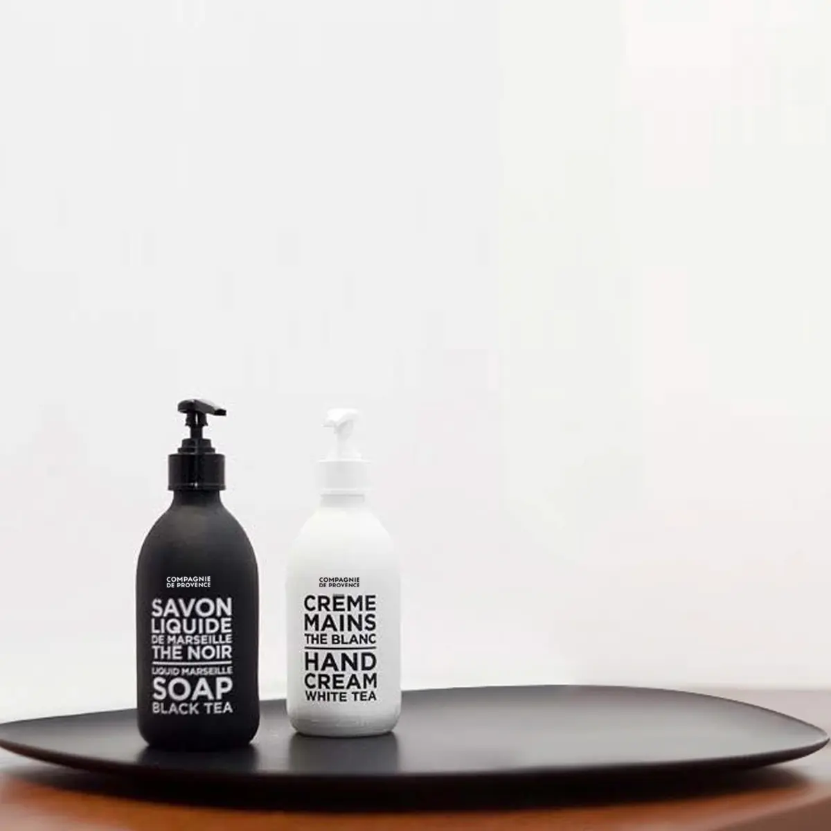 La Compagnie de Provence Savon de Marseille Liquid Soap, Black Tea, 16.7 Fl Oz | Luxurious French Hand & Body Wash - view 6