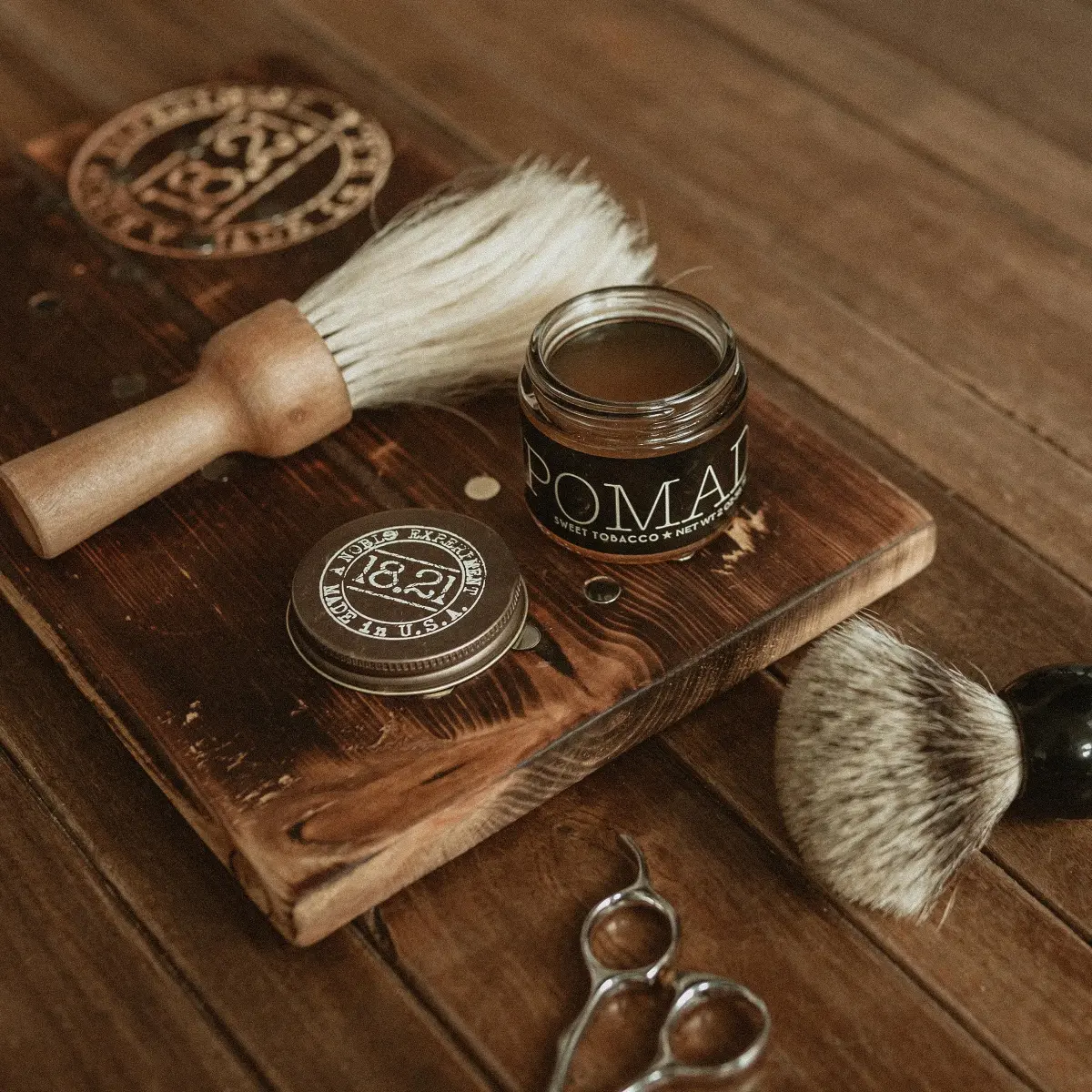 18.21 Man Made Hair Styling Pomade 2 oz (56.7 g) | Sweet Tobacco Scent, High Shine Finish - view 6