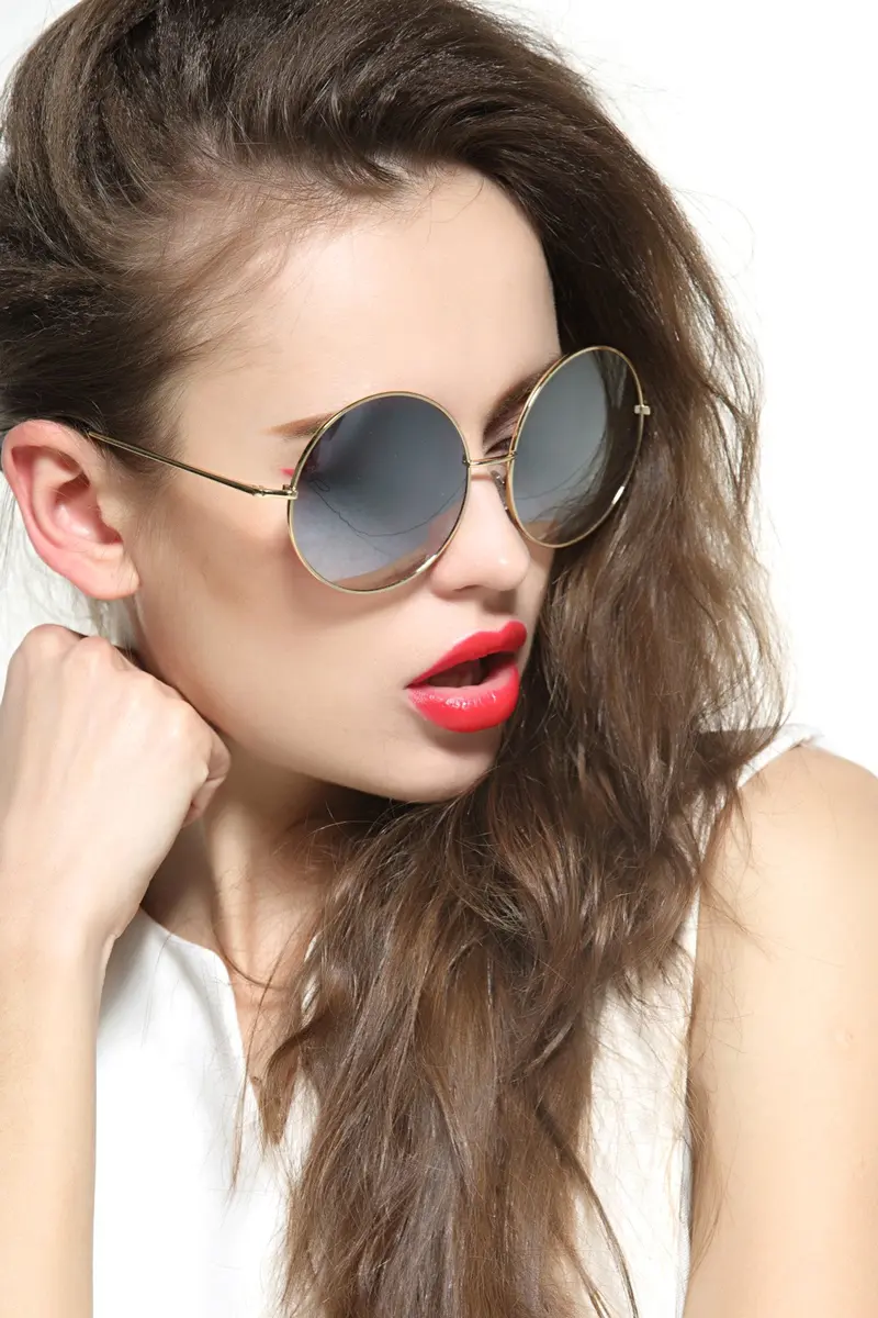 GEELOOK Round Sunglasses for Women Men Classic Oversized Mercury Lens | Polarized & Impact-Resistant - view 2