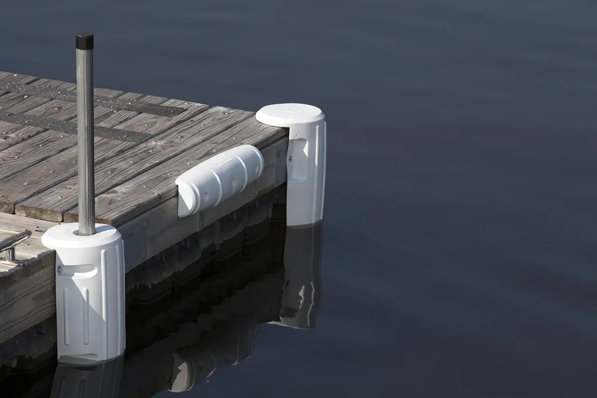 attwood Softside UV-Resistant Marine 15-Inch Dock Fender | Easy on Hulls & Brightwork - view 3