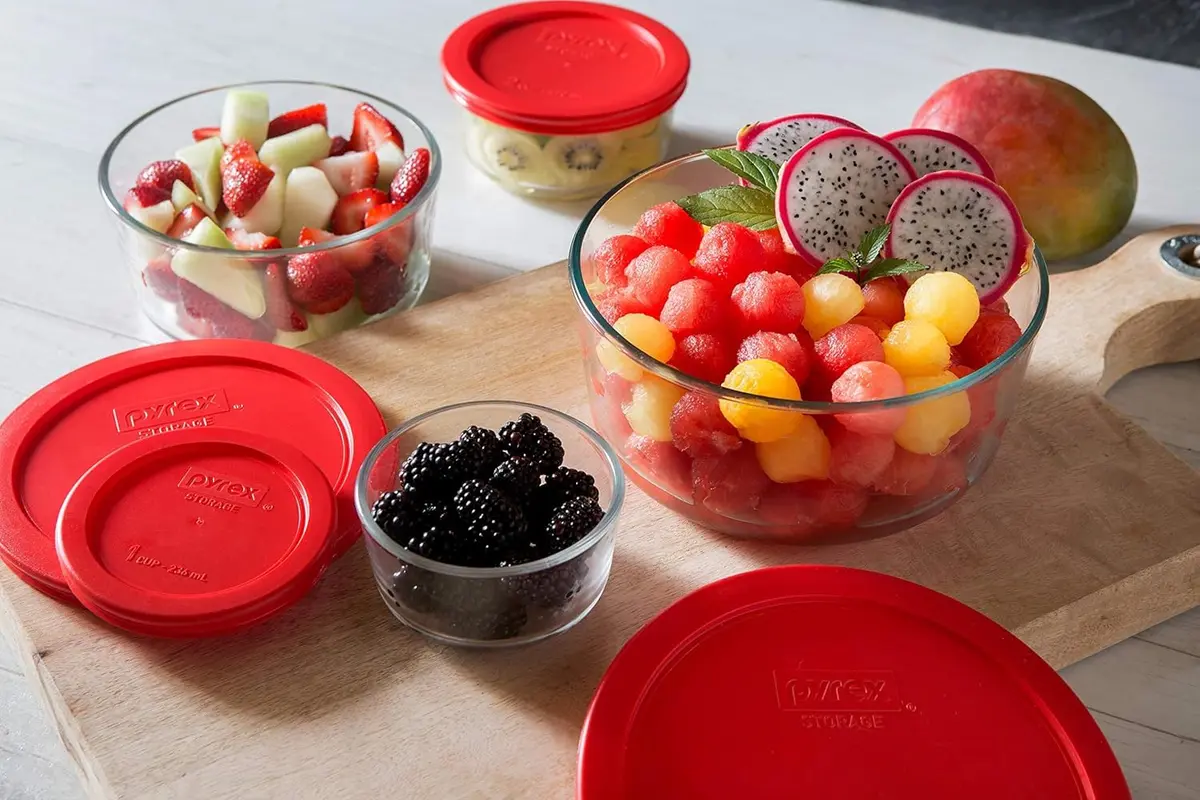 Pyrex Simply Store 8-Pack Glass Food Storage Containers Set with Lids | 16-Piece Set with Airtight Seals - view 5