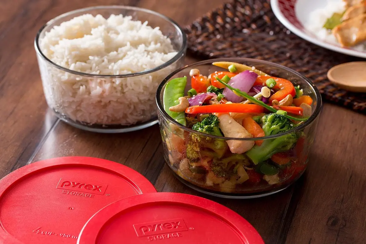 Pyrex Simply Store 8-Pack Glass Food Storage Containers Set with Lids | 16-Piece Set with Airtight Seals - view 2