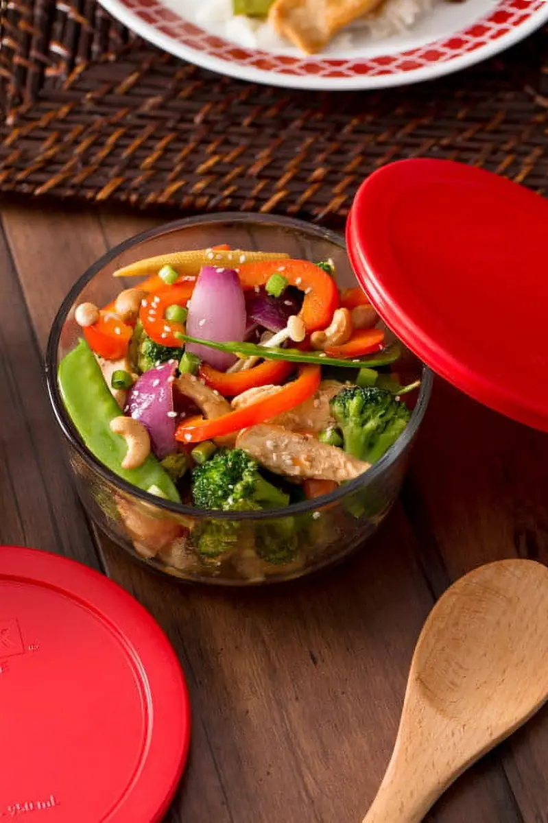Pyrex Simply Store 8-Pack Glass Food Storage Containers Set with Lids | 16-Piece Set with Airtight Seals - view 4