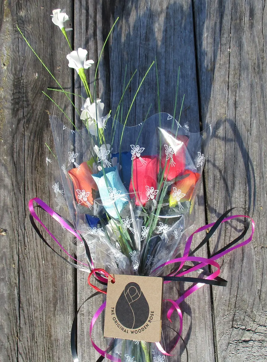 The Original Wooden Rose Assorted Colors Floral Flower Bouquets in a Gift Box (1 Dozen) Brighten your home or office with vibrant birch wood roses, maintenance-free and perfect for gifting - view 9