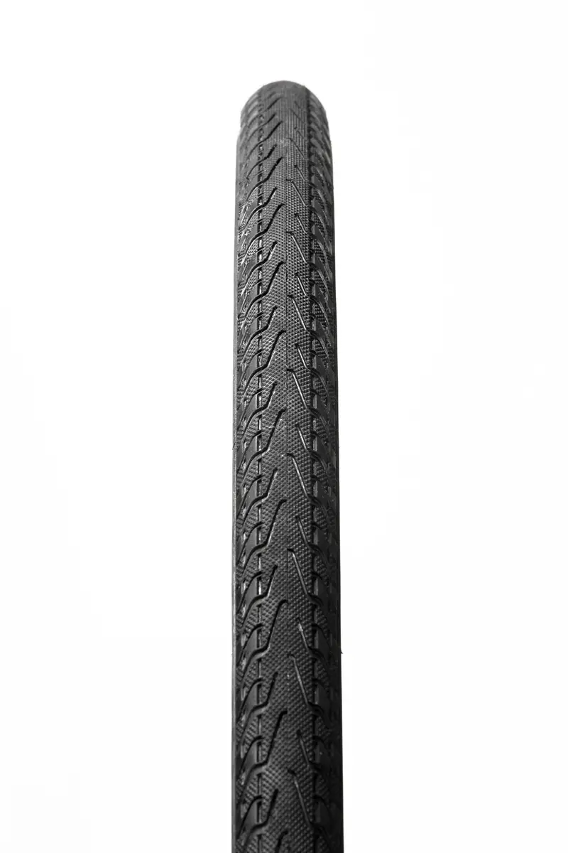 Panaracer Pasela ProTite 27 x 1 Wire Bead Tire | Urban Commuter with Puncture Protection - view 2