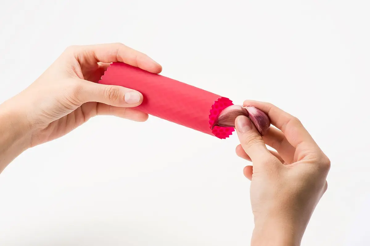 Zyliss Garlic Peeler - Silicone Garlic Peeler Tube Roller for Easy Garlic Skin Removal - Dishwasher Safe - Red - view 2