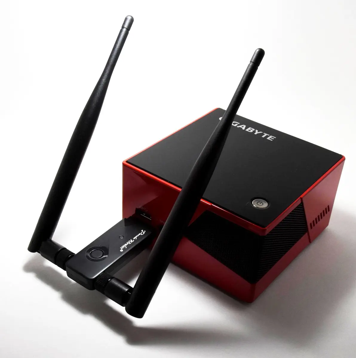 Panda Wireless PAU09 N600 Dual Band USB WiFi Adapter 300Mbps (2.4GHz/5GHz) with Dual 5dBi Antennas | Windows, Linux, Raspbian Compatible - view 6