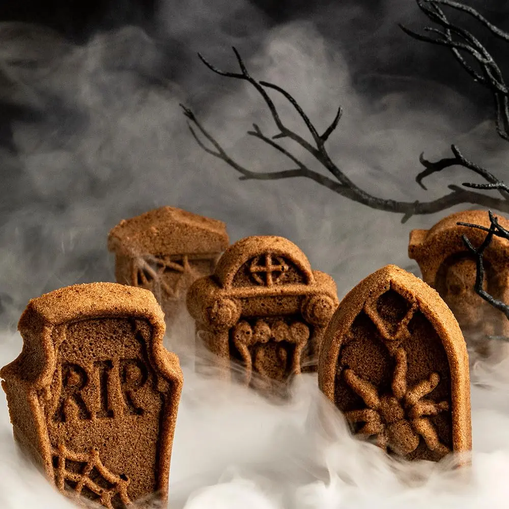 Nordic Ware Tombstone Cakelet Pan 1.06 L (4.5 cups) | Eerie Graveyard Centerpiece - view 6