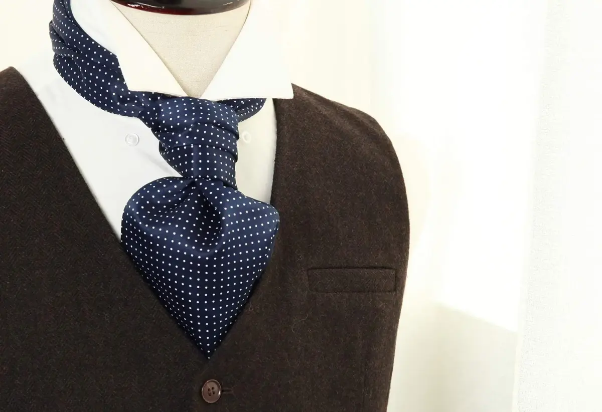 HISDERN Men's Blue Polka Dot Ascot Tie and Pocket Square Set | 126cm (49.6") Length - view 4