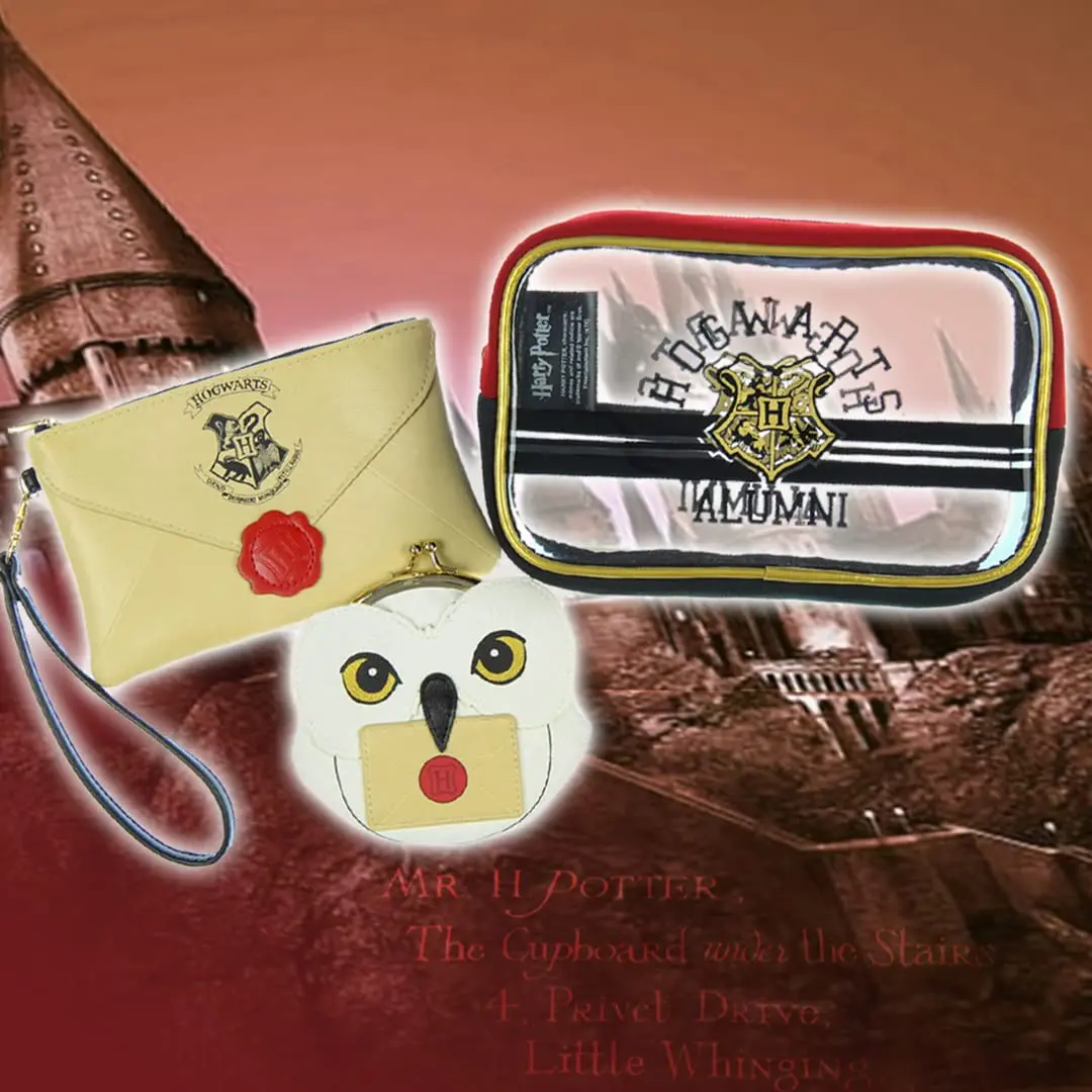 Bioworld Harry Potter Hogwarts Alumni Jrs. Gift Set Makeup Case Zip Wallet & Coin Purse | Officially Licensed Warner Brothers - view 4