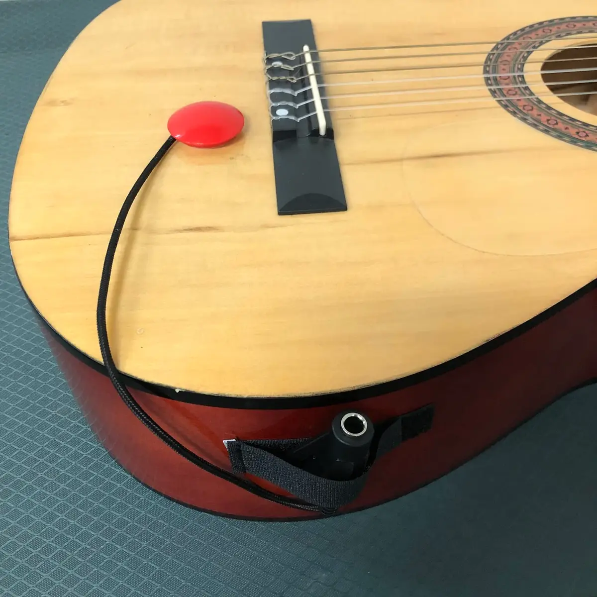 Imelod MD-20 Piezo Contact Microphone Pickup for Guitar Ukulele Violin Cello Banjo Mandolin etc (Red, 1/4" Jack) - view 2