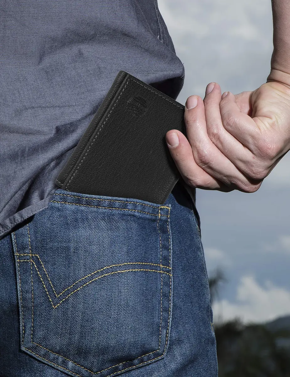 Timberland Men's Genuine Leather RFID Blocking Trifold Wallet Black | 3-inch (7.62 cm) Length - view 7